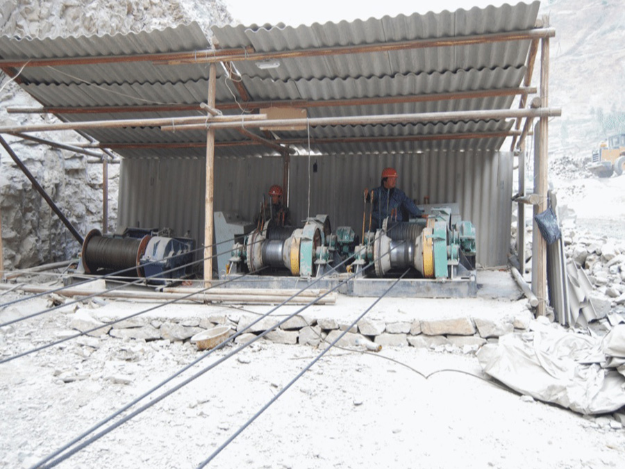 索道牵引起吊施工