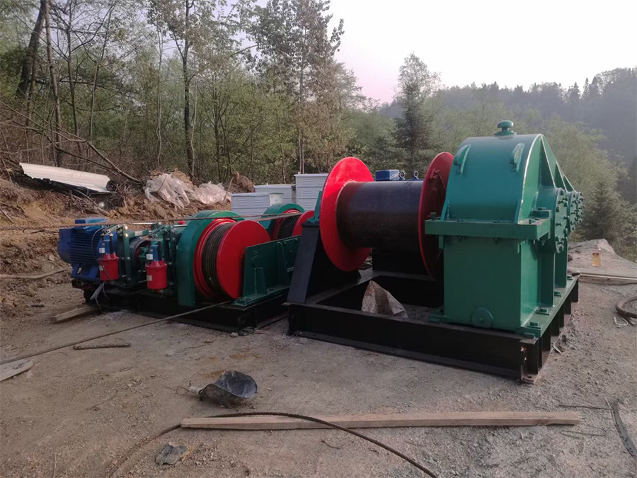 索道牵引起吊施工